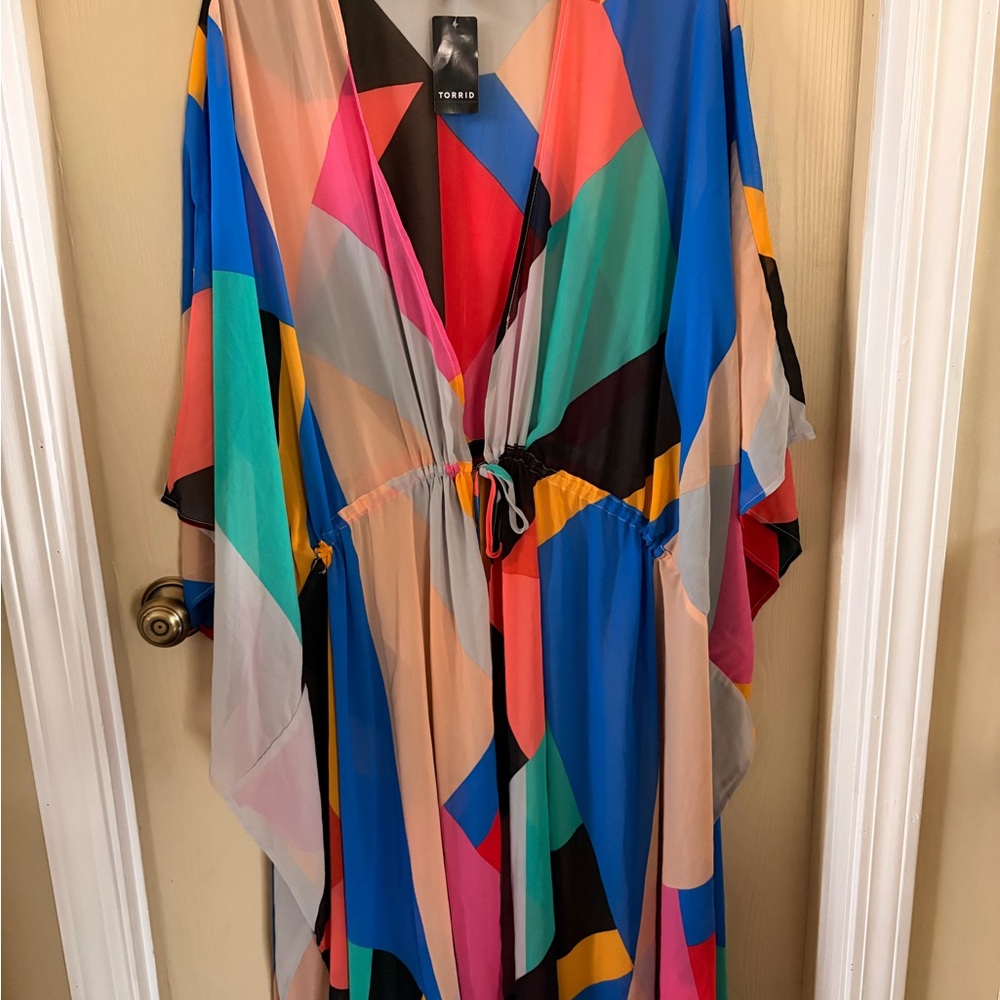 Colorful Geometric Patterned Sheer Cover Up - Picture 2 of 5